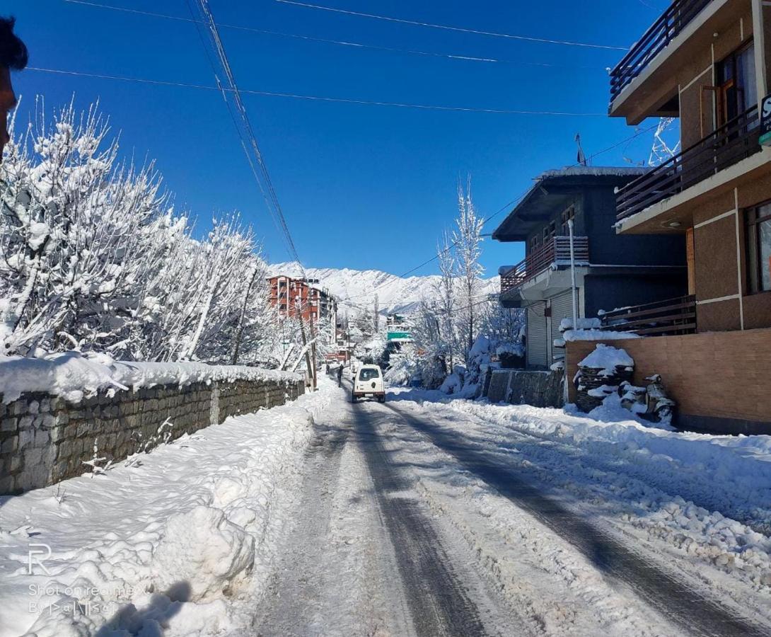 Hotel Shami Inn Manali Stz-1001 - Manali (Himachal Pradesh) — Photos 1